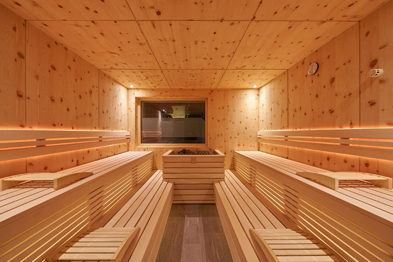 3_Wellness_5_Bergkräuter_Arvensauna